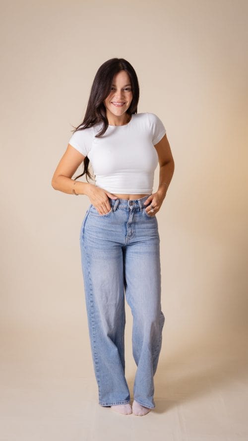 CROP TOP MANGA CORTA CUELLO REDONDO