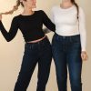 CROP TOP MANGA LARGA CUELLO REDONDO